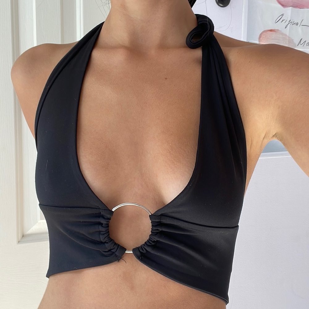 Black O-Ring Plunge Top
